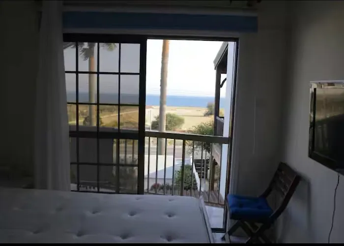 Sea View Maisonette On Coastal Road,