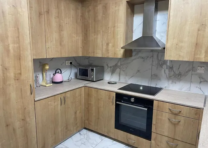 펜션 Sea View Maisonette On Coastal Road, *